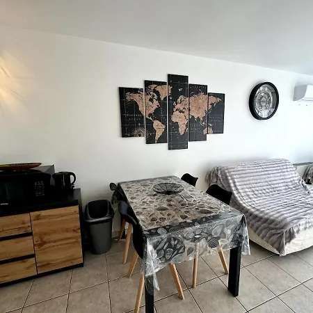 - Cap D'agde Apartment *